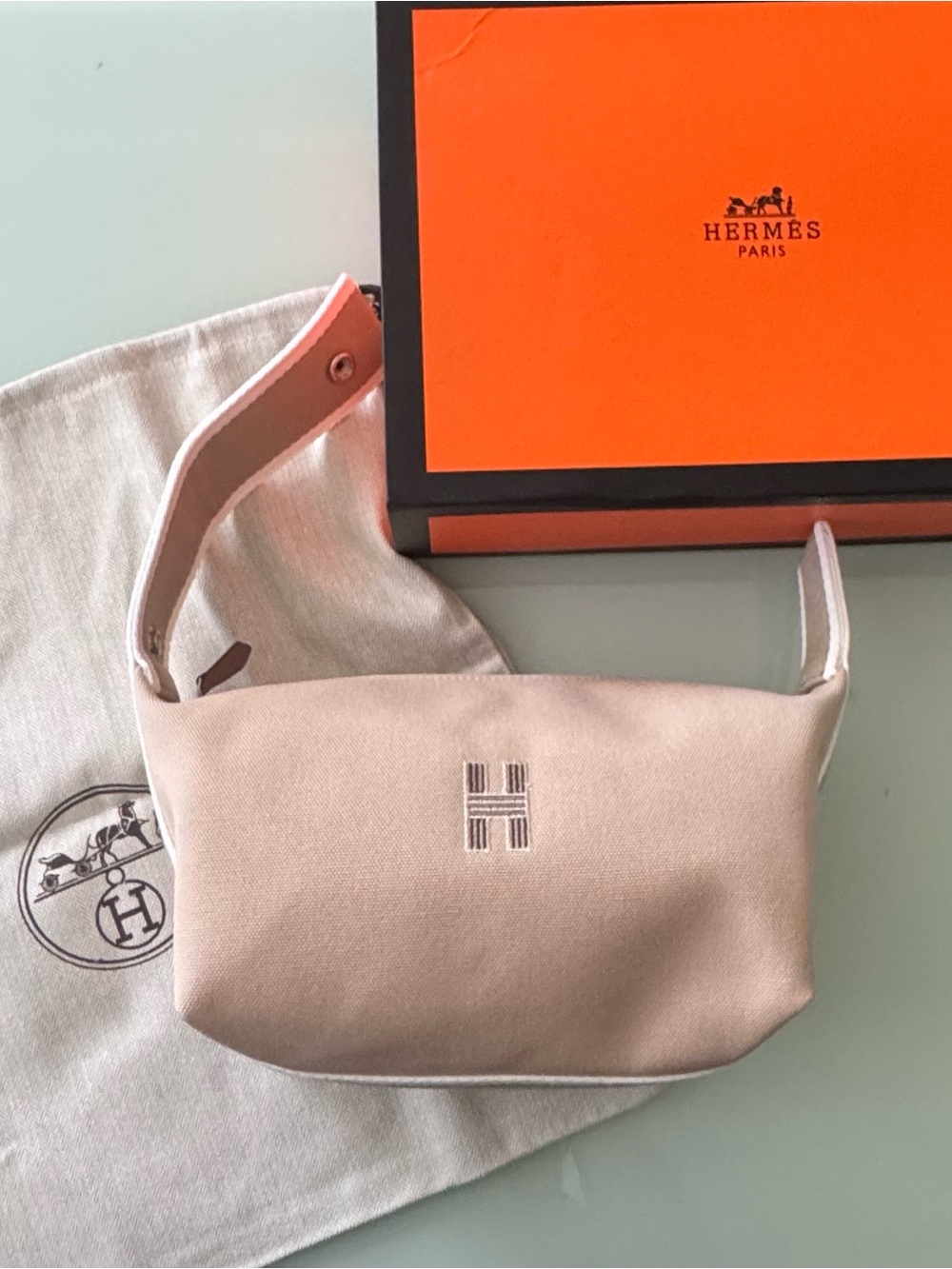 Hermes cosmetics bag - Picture 3 of 10